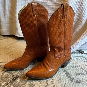 Justin Cowboy boots